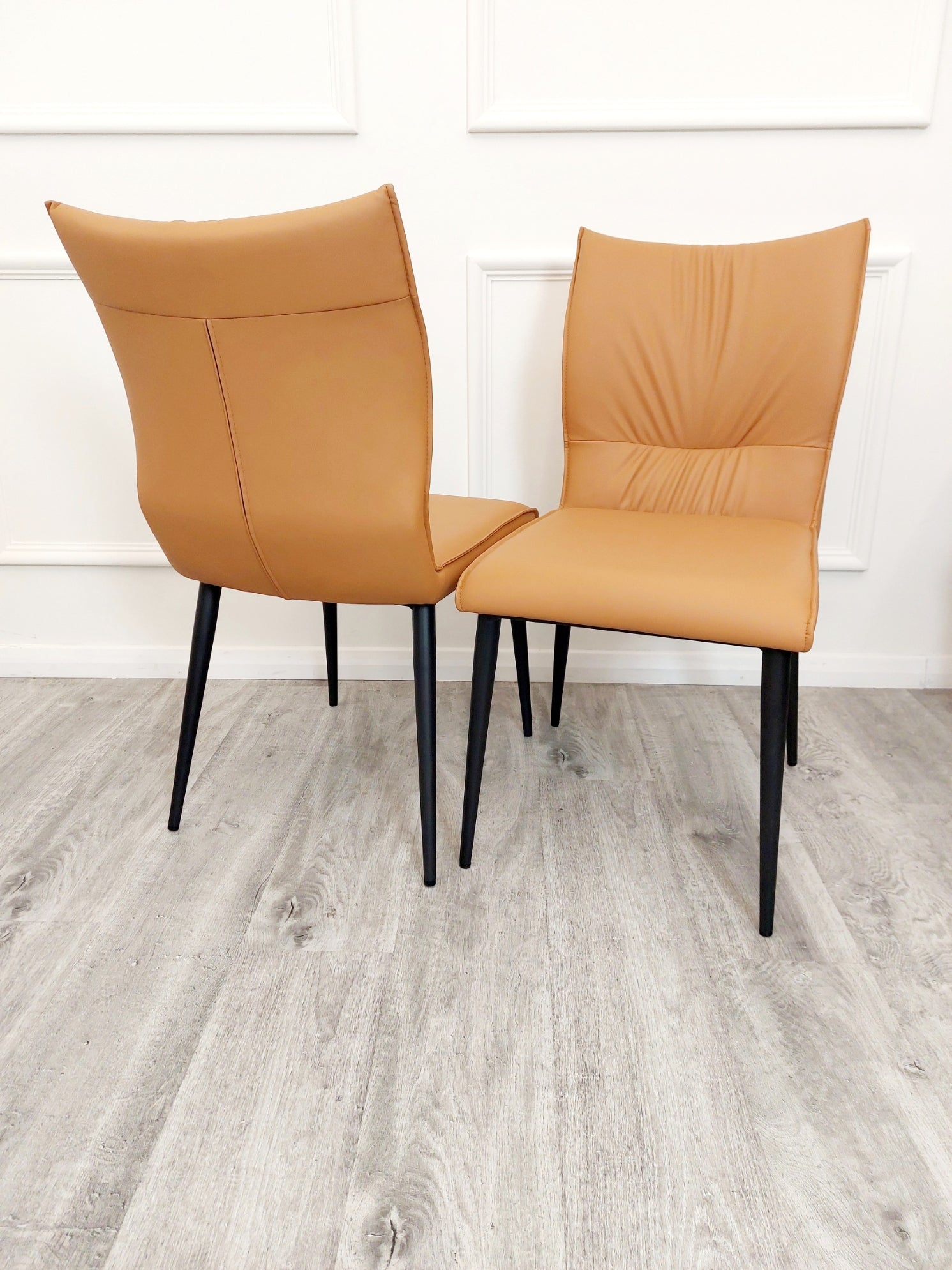 Set of 2 Tan Flora Leather Dining Chairs