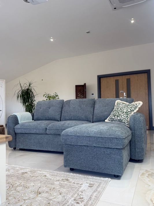 Moscow Fullback sofa bed with gray upholstery and right-side chaise